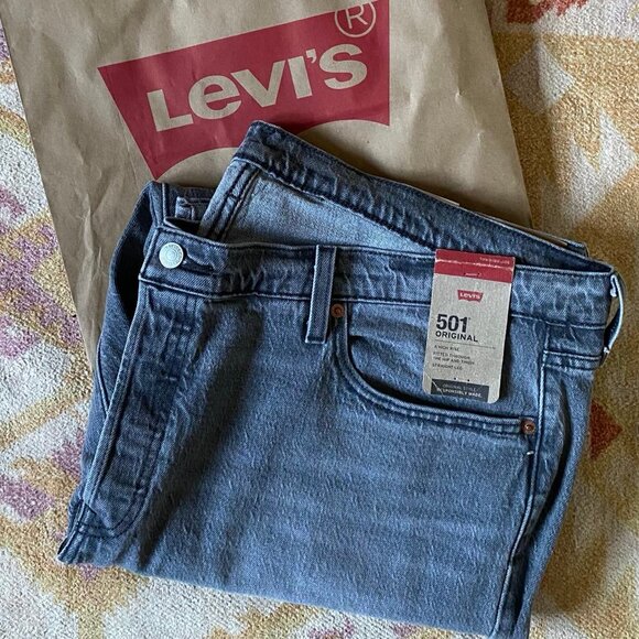 LEVI'S 501 Original Through The Seasons BUNDLE (x2Pairs) (Size: 20W) NWT - Picture 15 of 16